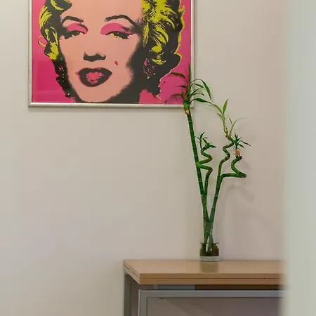 Miss. Monroe *